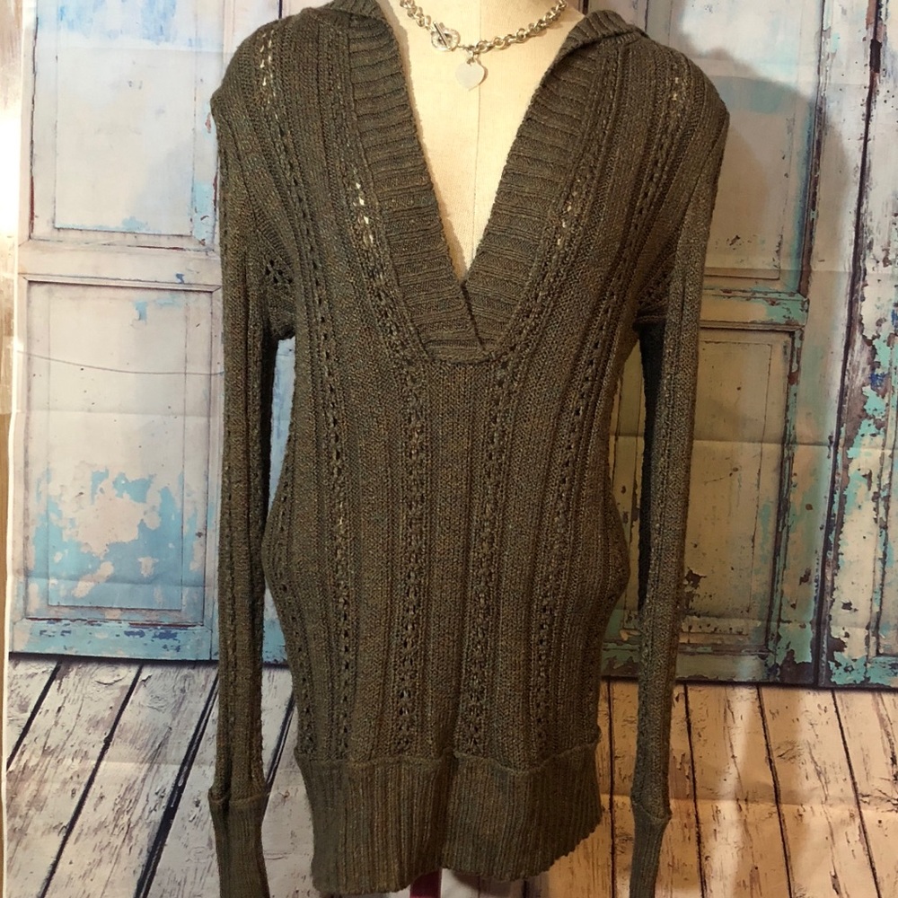 Hooded Sweater